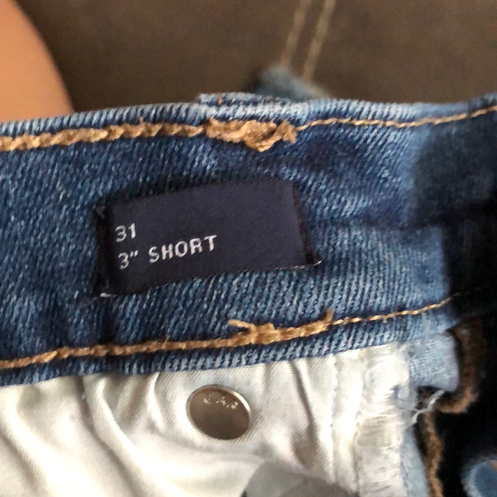 Shorts - Picture 7 of 7